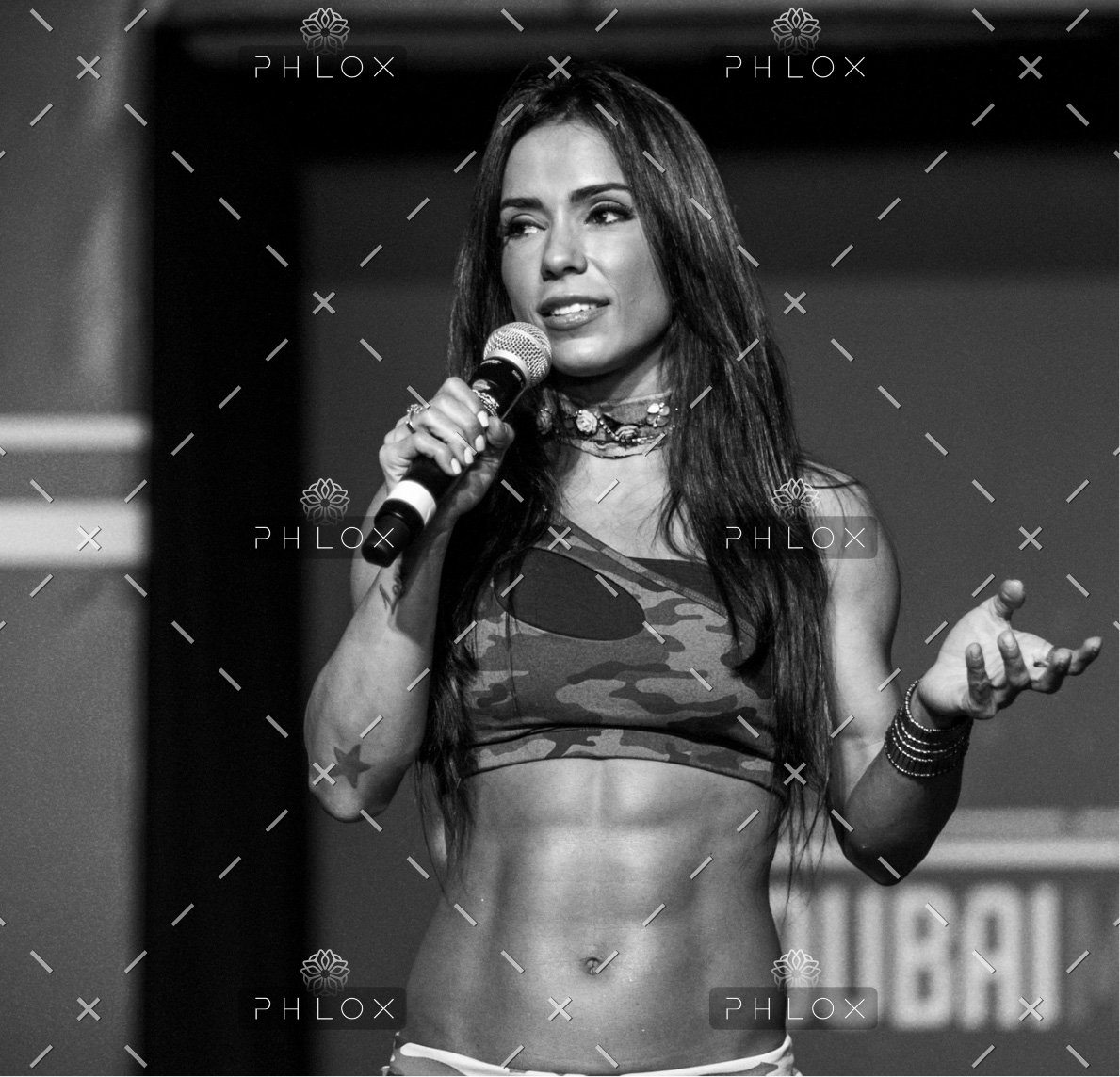 demo-attachment-45-dubai-1972698_1920@2x